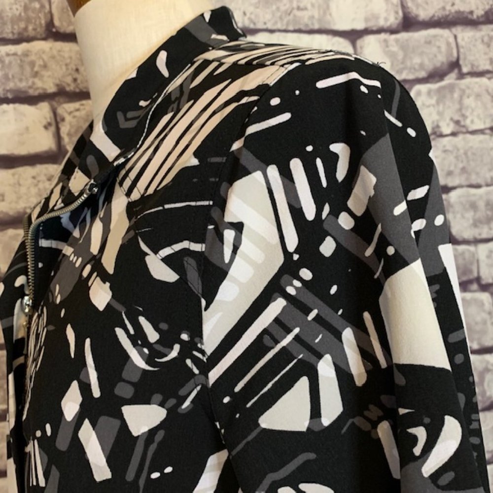 Chico's Zenergy 3/4 Sleeve Jacket Size M - Picture 6 of 10